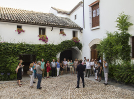 Casa Árabe cooperates to give two courses in the Código Joven program held by the Andalusian Youth Institute (IAJ). 