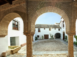 Guided tours of the Casa Mudéjar  