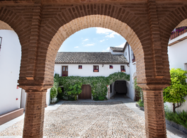 Discover the Mudejar House of Cordoba in a dramatized tour 