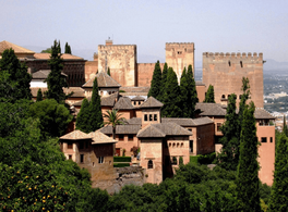 The Alhambra and Women: Essence and Presence  