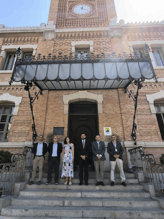 Visit by the Guardia Civil University Center to Casa Árabe