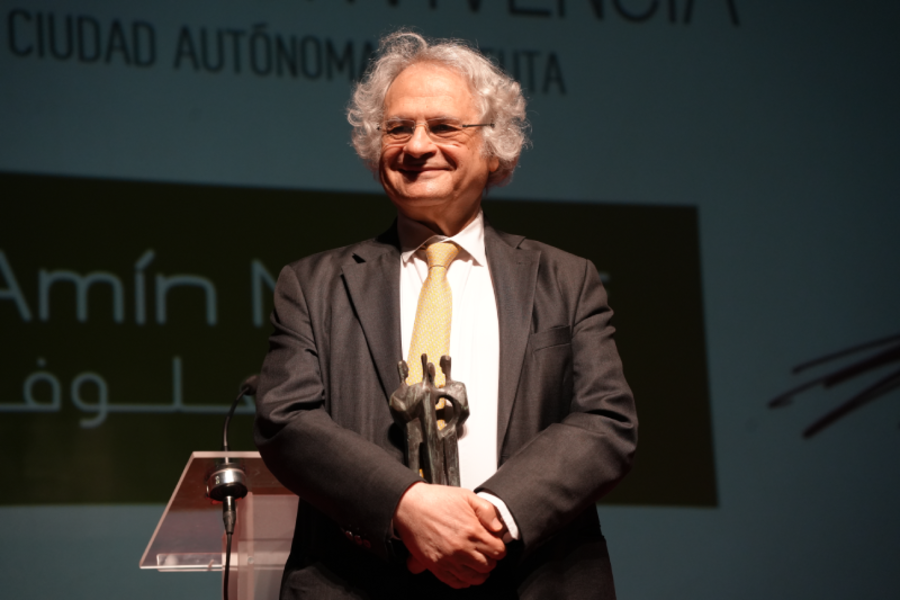 Writer Amin Maalouf receives the “Co-existence Award” from the City of Ceuta 